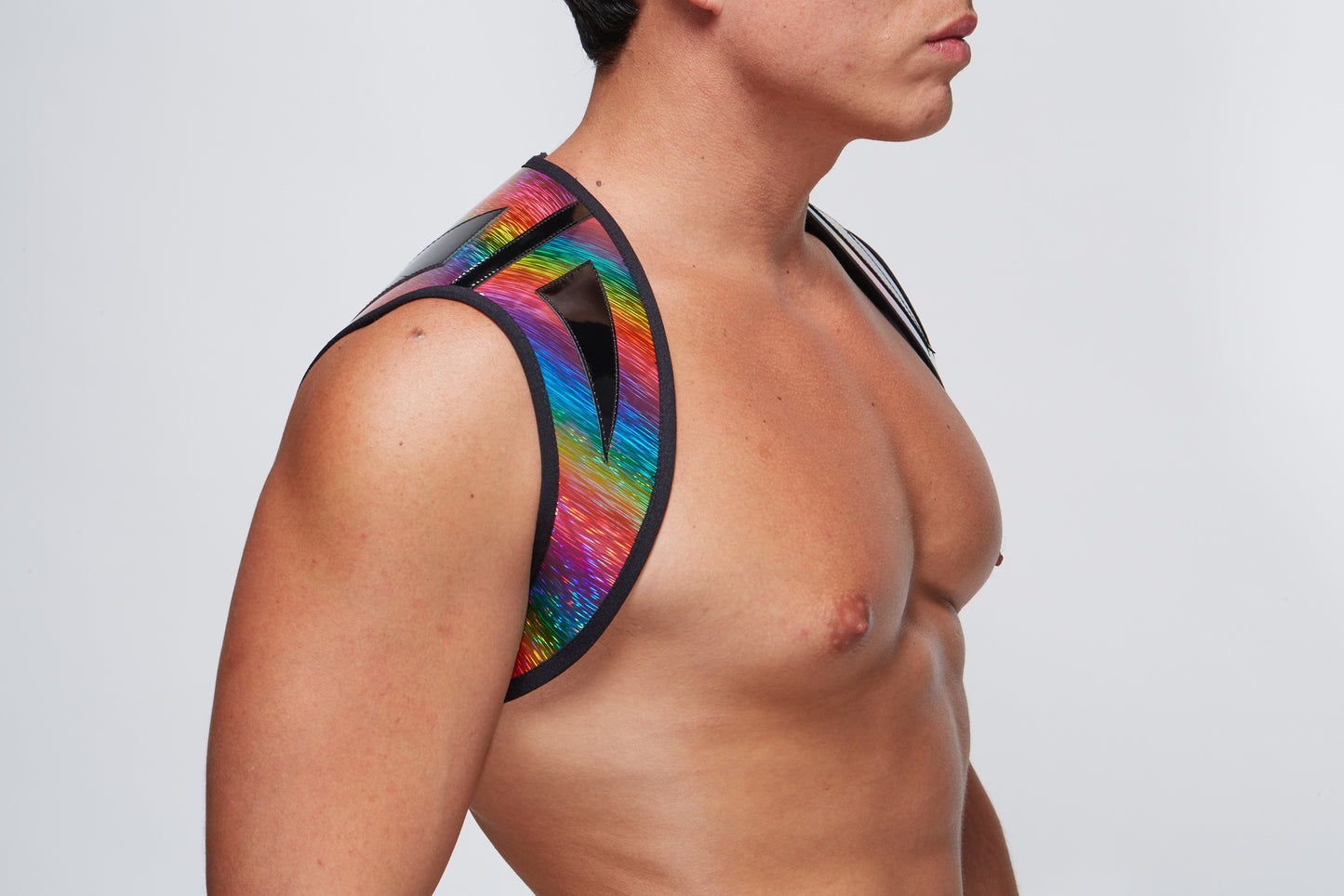 Atticus Harness - Contrast/Rainbow Hologram